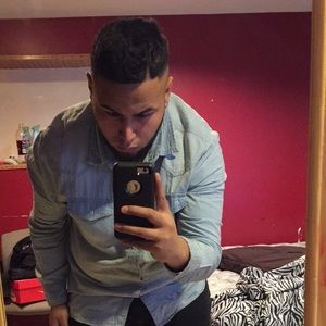 Meet your Posher, Daniel